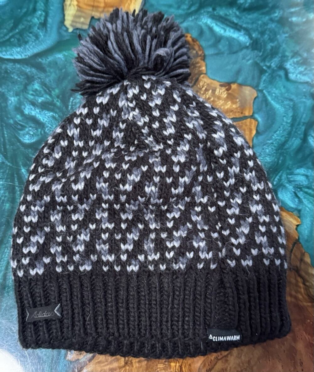 Adidas Winter Beanie Hat Pom Top